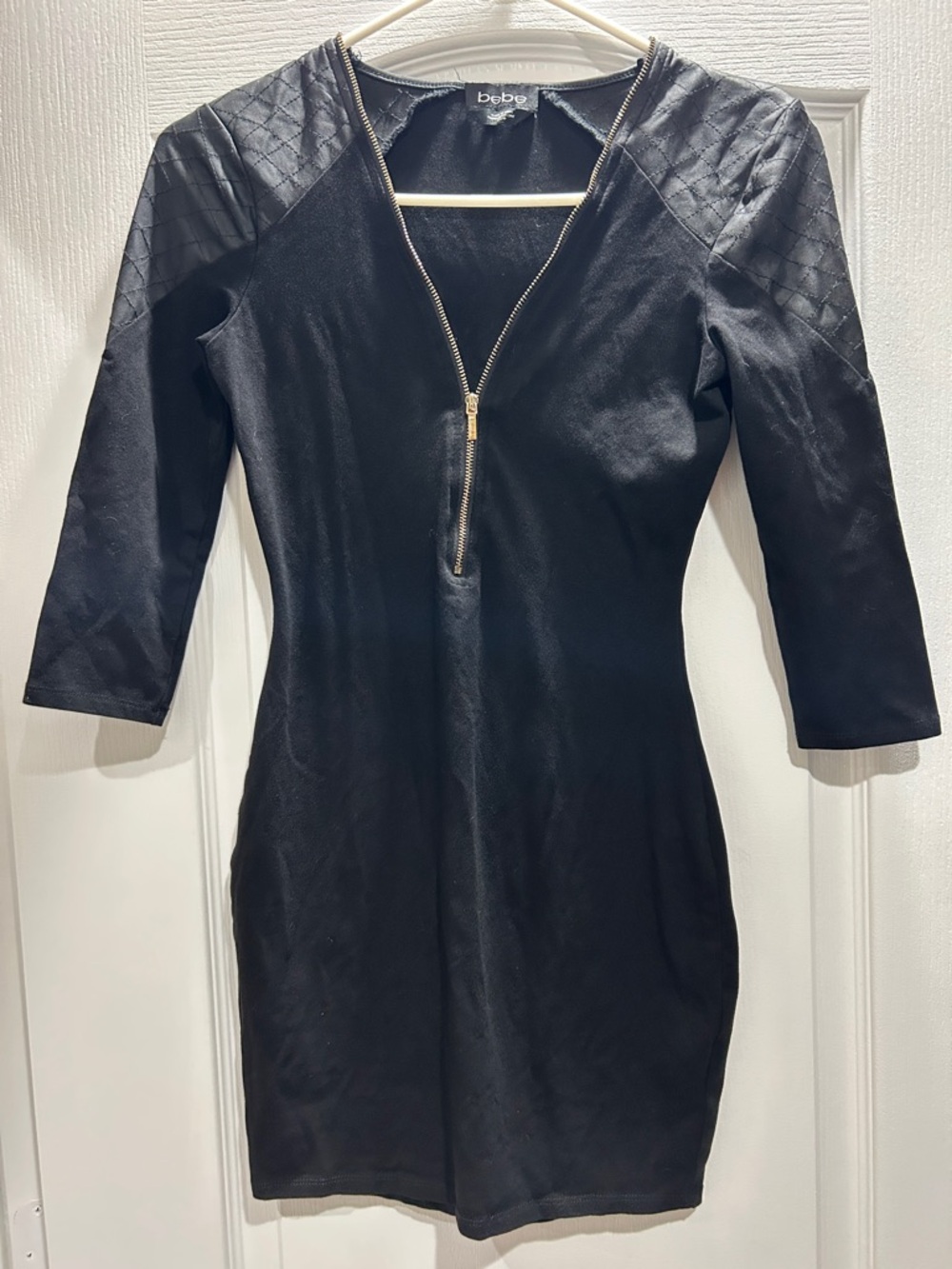 bebe Black Zip-Front Quilted-Shoulder Bodycon Dress